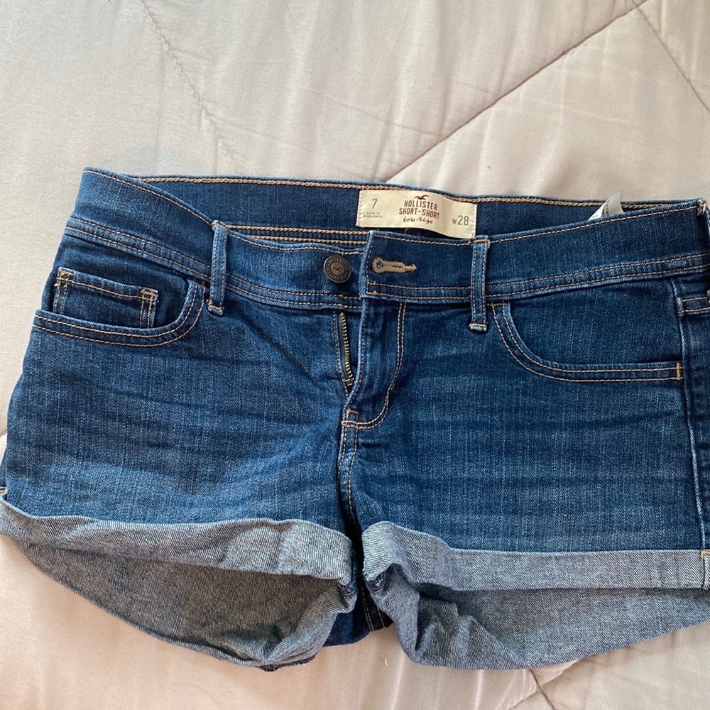 Hollister low rise shorts